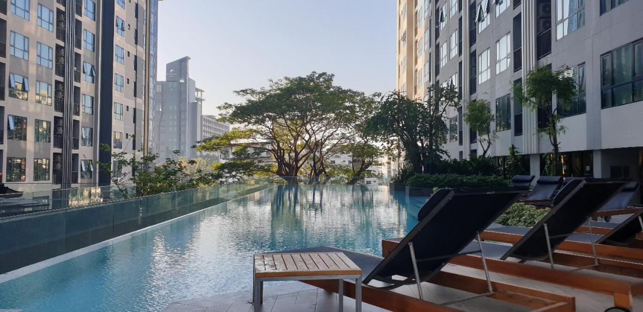 Base Central Pattaya Long Balcony King-Bed With Infinity Pool & Free Netflix! Exteriér fotografie